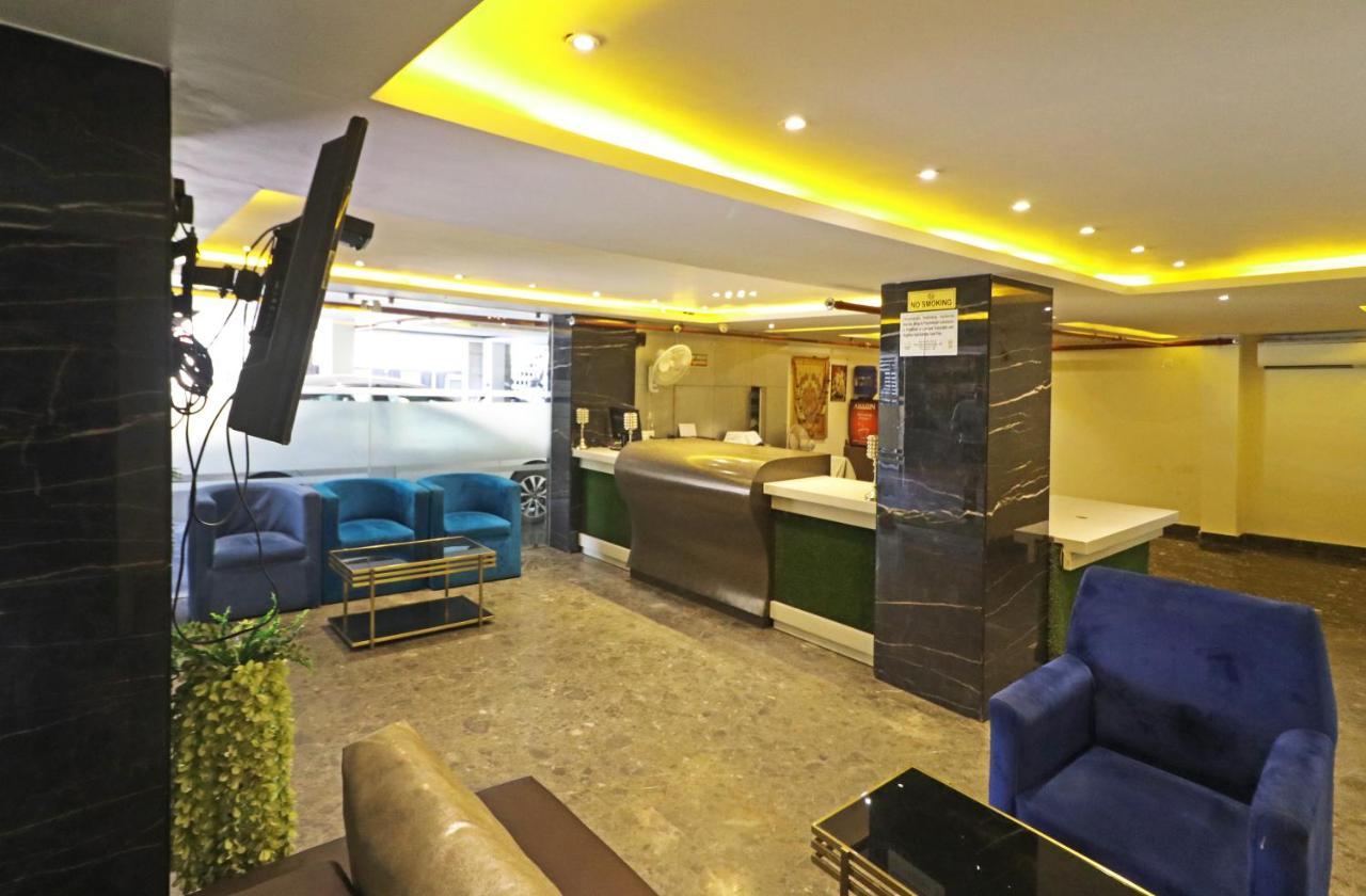 The Ivy Grand Hotel In City Centre With Free Secured Parking ニューデリー エクステリア 写真