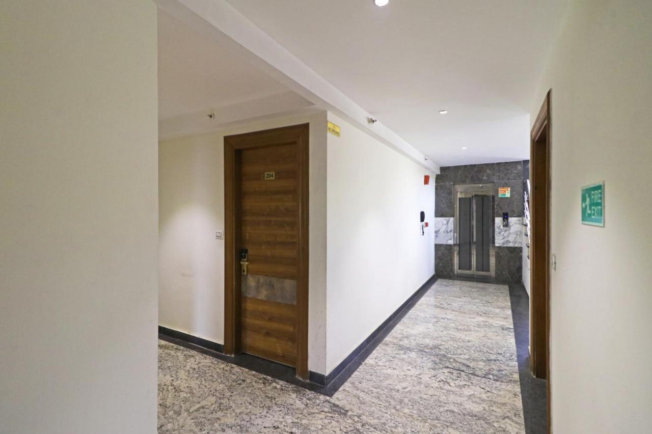 The Ivy Grand Hotel In City Centre With Free Secured Parking ニューデリー エクステリア 写真